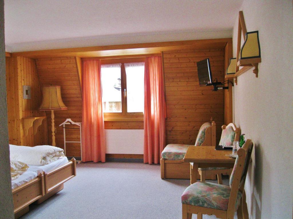 Hotel Kistenpass Breíl Kamer foto